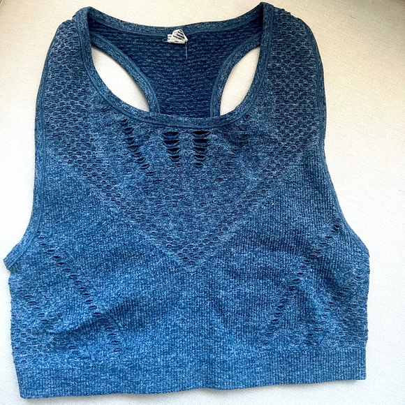 Alo yoga sports bra size XS - Picture 1 of 2